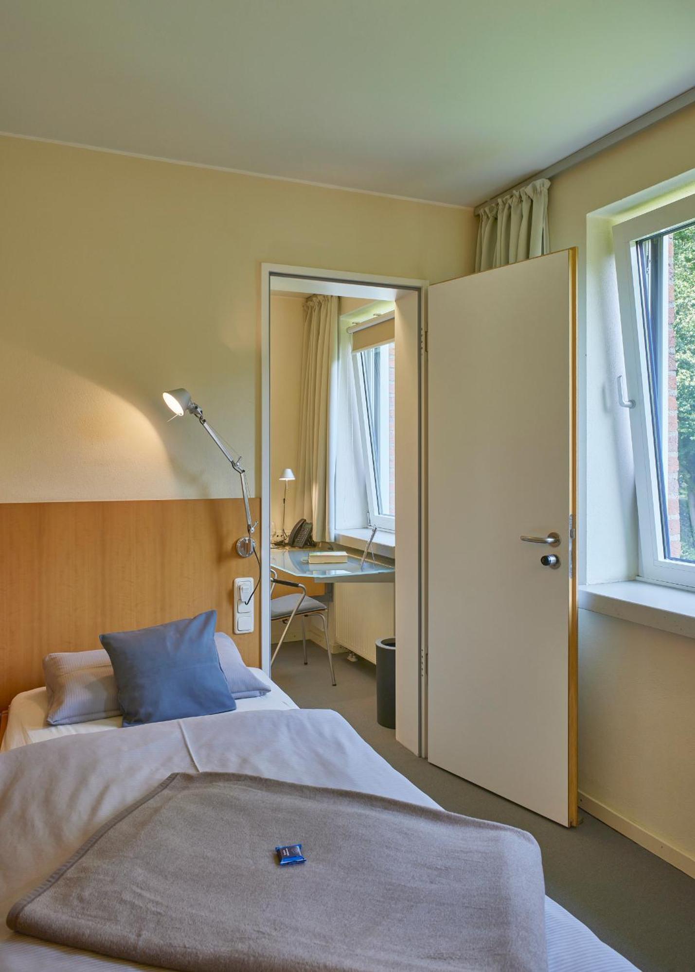 Katholische Akademie Schwerte Hotel Kültér fotó